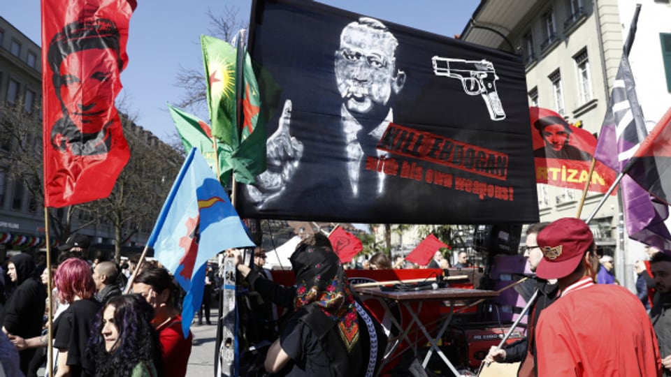 Dieses Plakat löste Proteste von Seiten der türkischen Regierung aus.