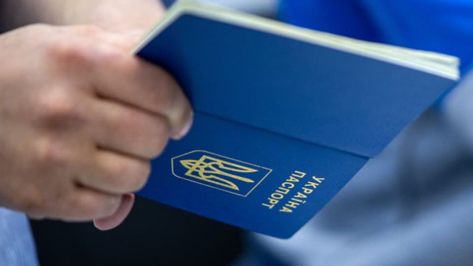 Das Vorzeigen des ukrainischen Reisepasses genügte bis am 1. Juni als Zugsbillet.