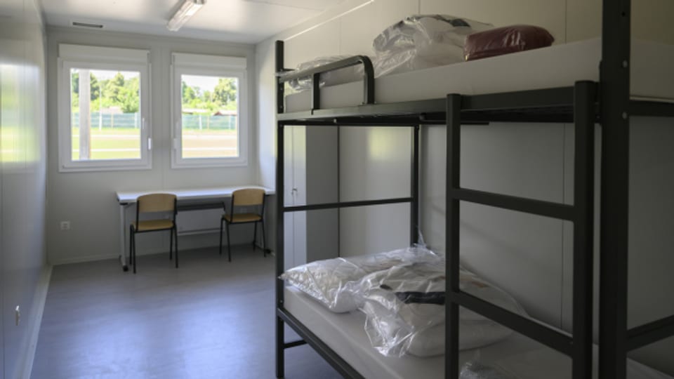 Die Betten in der neuen Flüchtlingsunterkunft auf dem Viererfeld in der Stadt Bern reichen laut Kanton nicht aus - deshalb mietet er das Gebäude des Alters- und Pflegeheim "untere Mühle" in Steffisburg.