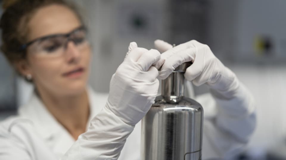 Trotz Impfstoff-Produktions-Stopp von Moderna: Die Angestellten der Lonza dürften immer noch genügend Arbeit haben