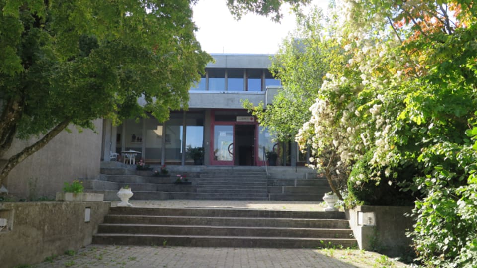 Ehemaliges Schulhaus von Mühleberg ist seit 7 Jahren eine Asylunterkunft