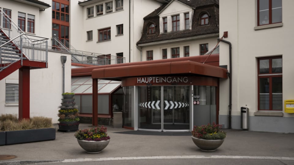 Im geschlossenen Tiefenauspital hat die Stadt Bern eine temporäre Notschlafstelle eingerichtet.