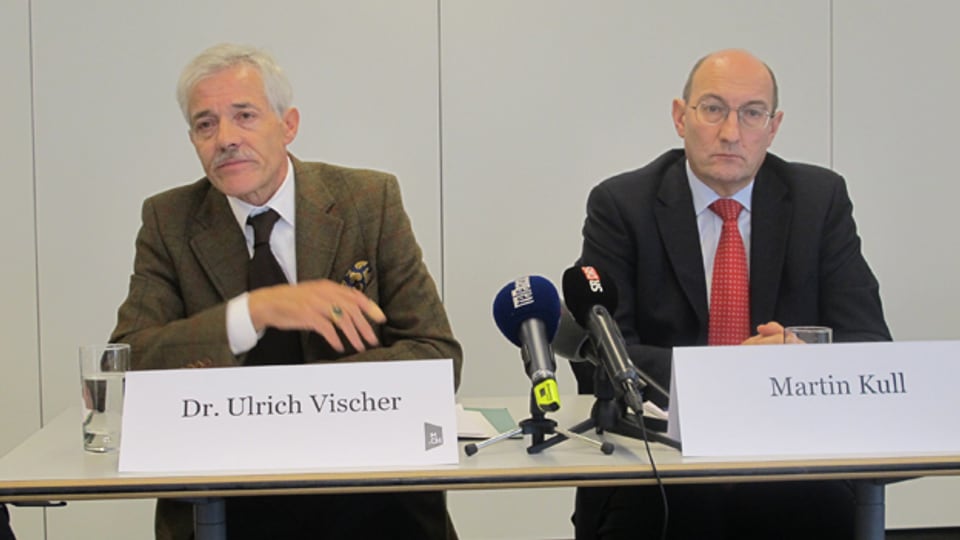 Messe Schweiz Verwaltungsratspräsident Ueli Vischer und HRS CEO Martin Kull an der Medienkonferenz in Basel