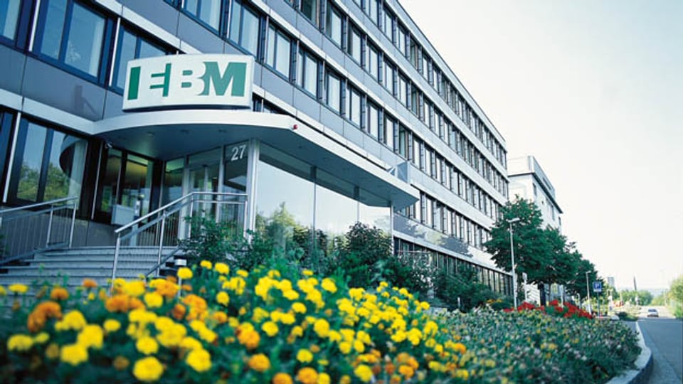 EBM reagiert mit Stellenabbau und neuer Strategie auf Strompreiszerfall.