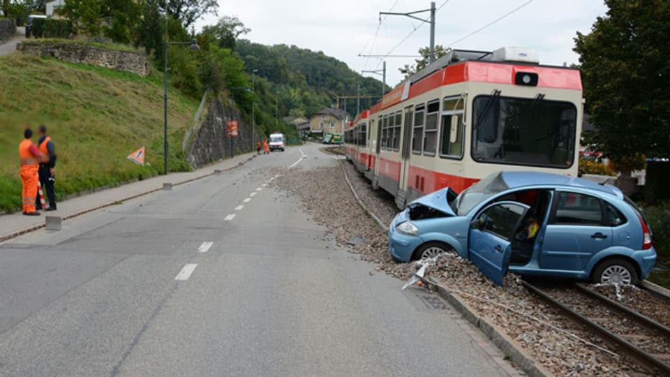 Nach wie vor sind die Bahnübergänge der Waldenburgerbahn gefährlich
