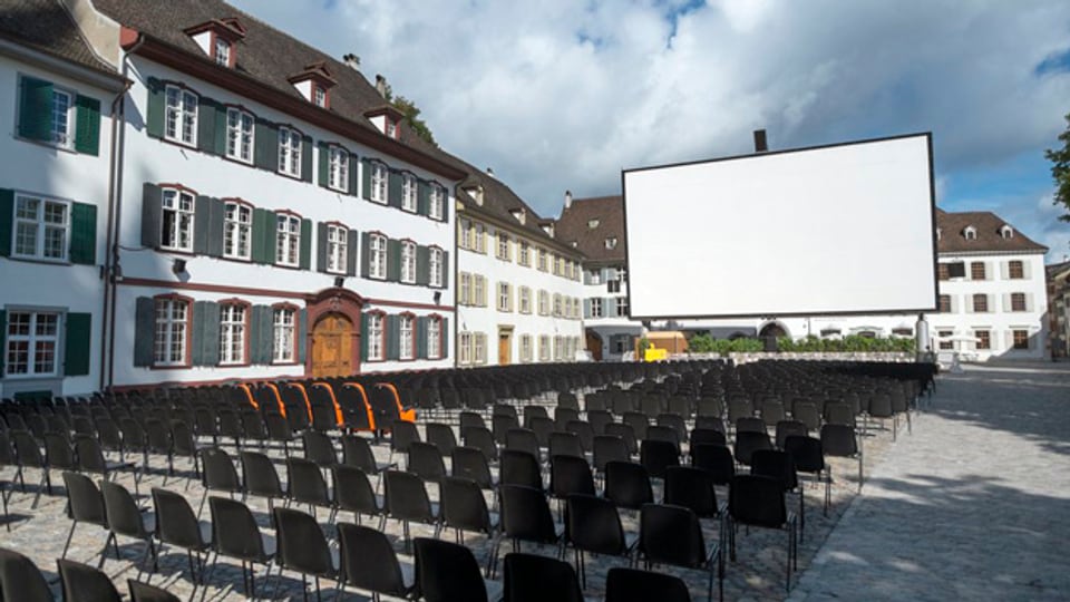 Openair-Kino auf dem Münsterplatz 2013.