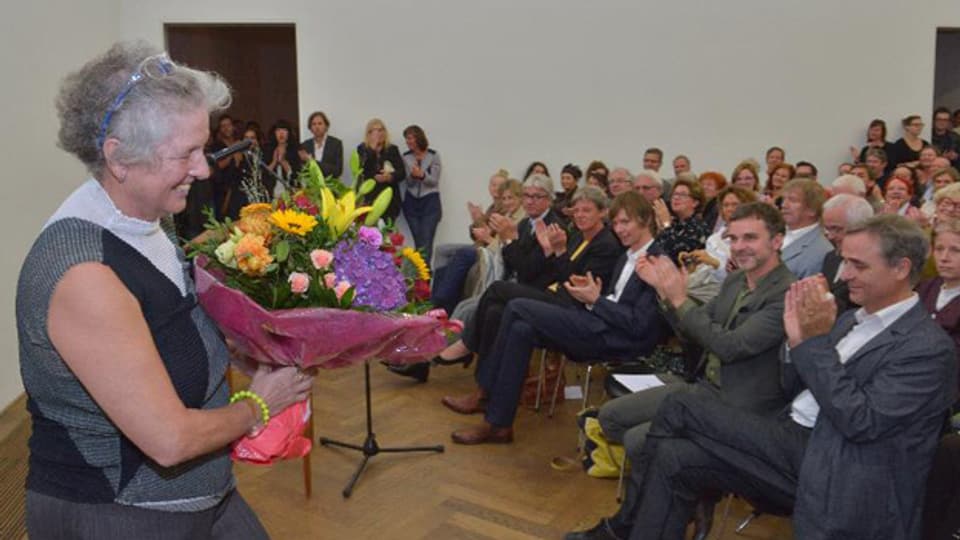 Die Malerin Miriam Cahn übernimmt den ersten Basler Kunstpreis.