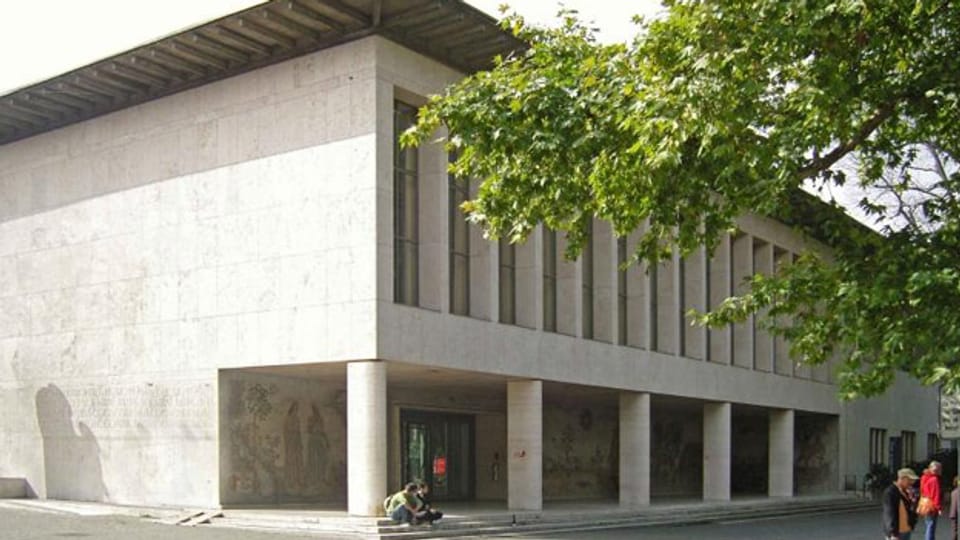Das Kollegiengebäude der Universität Basel am Petersplatz.