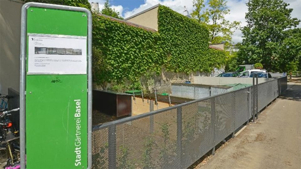 Kompostplatz und Bioklappe halten Basler Behörden für sinnvolle Kombination.