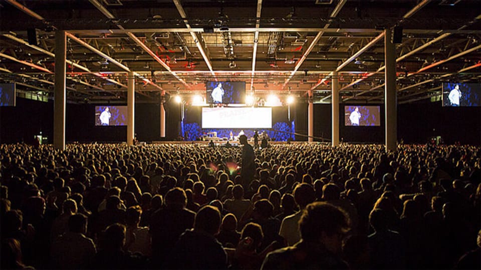 Tausende Jugendliche am Praise Camp in Basel