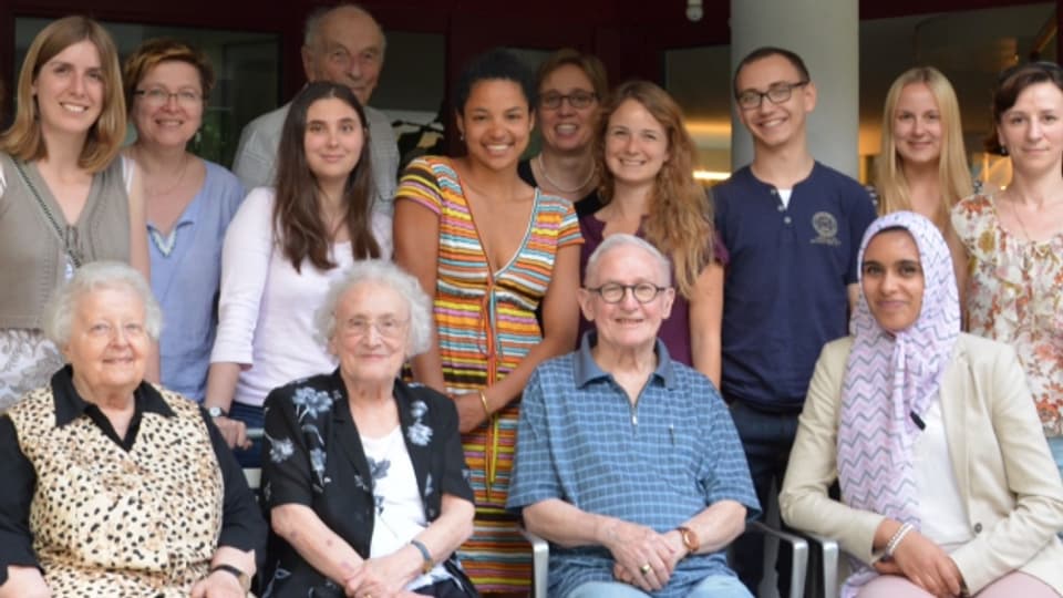 Die Deutsch-Gruppe mit Senioren und Studierenden