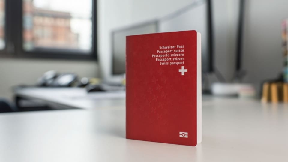 Um den Schweizer Pass zu erhalten, muss man gut Deutsch sprechen.