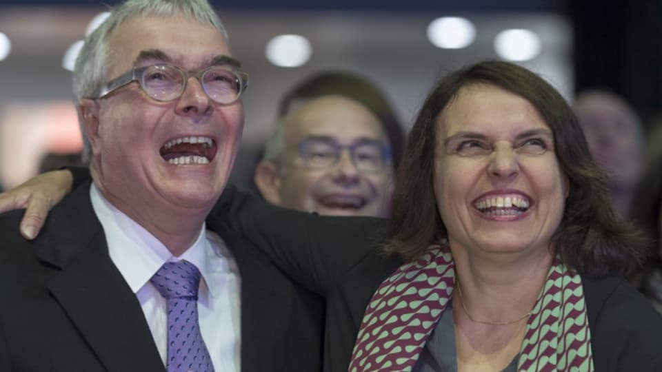 Haben gut lachen - Christoph Brutschin (SP) und Elisabeth Ackermann (Grüne, neu) sind gewählt