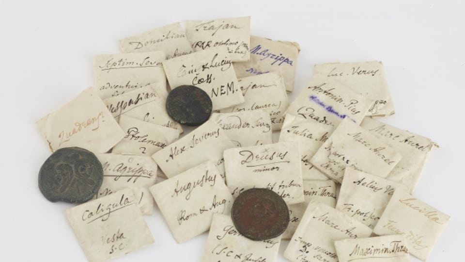 Die Münzen waren eingepackt und beschriftet von Jacob Burckhardt