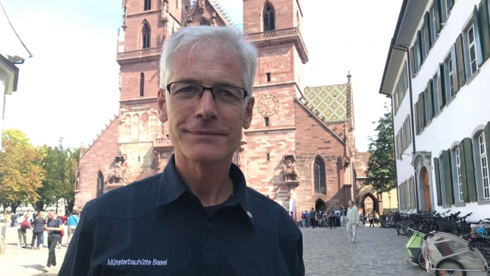 Münsterbaumeister Andreas Hindemann hält das Basler Wahrzeichen im Schuss