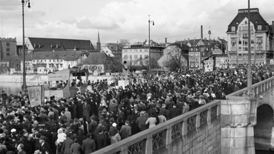 Am 3. Februar 1920 beschloss die Basler Regierung ein Versammlungsverbot.