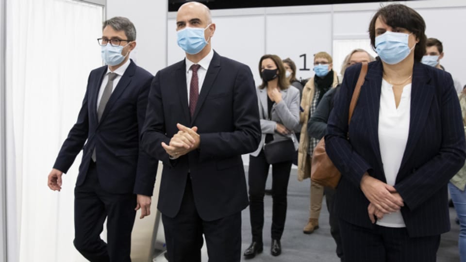 Bundesrat Alain Berset blickt mit Sorge auf mutierte Coronavirus-Variante