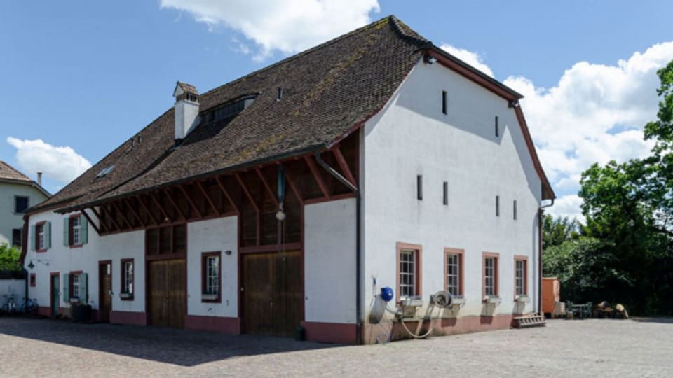 Die «Schenkelscheune» in Riehen soll das neue Zuhause des Kutschenmuseums werden.