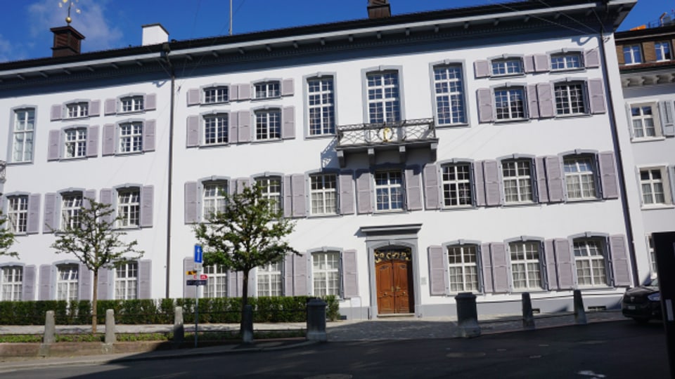 Landrat tagt trotz Corona wieder in Liestal im Regierungsgebäude.