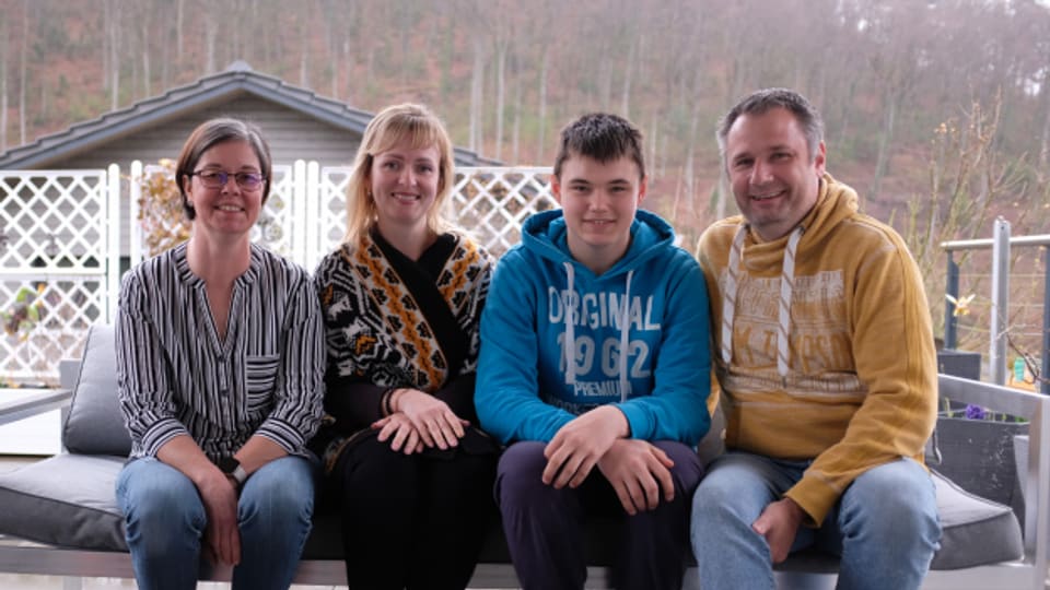 Familie Gyger und Familie Nekrasova teilen sich nun fast einen Monat das Zuhause.
