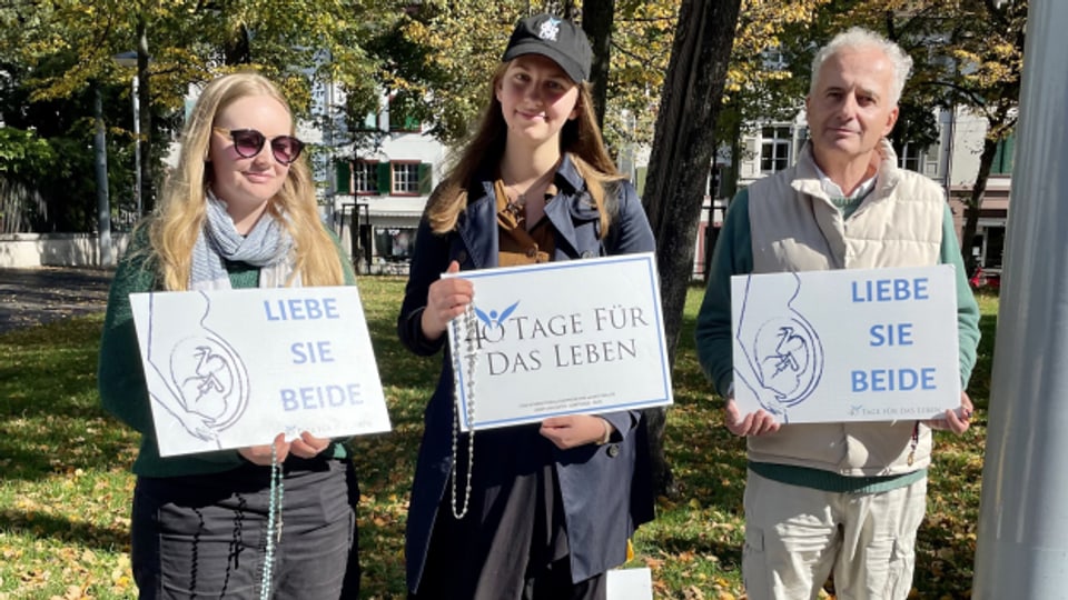40 Tage lang: Abtreibungsgegner beten vor Basler Unispital