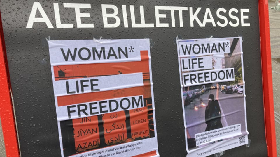 10 Tage lang wird am Theater Basel gegen das Regime im Iran protestiert