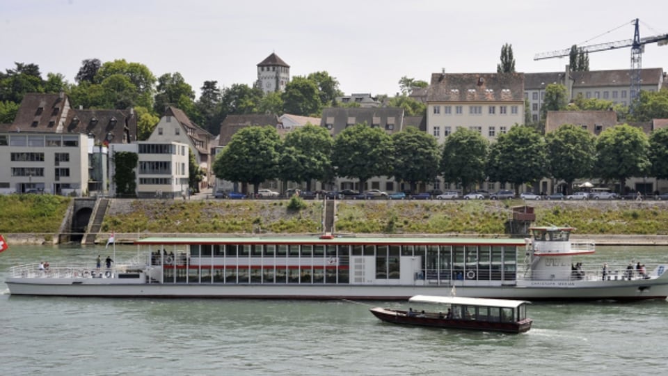 Auf der Höhe St. Alban-Rheinweg wurde heute eine Granate im Rhein entdeckt.