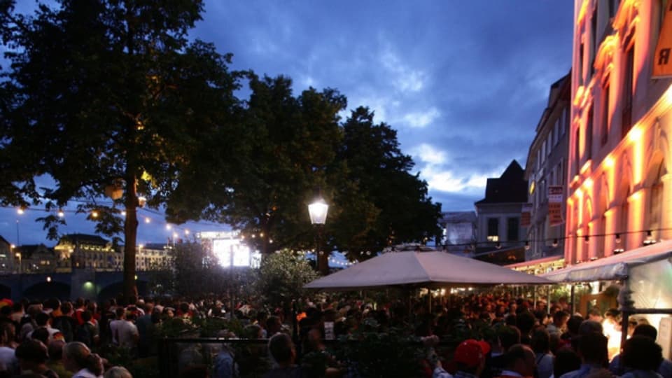 Grosser Rat will "mediterrane Nächte" in Basel