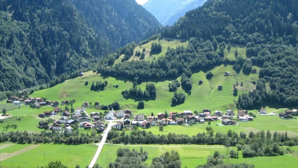 Rund 240 Bèrger leben im Dorf Surrein.