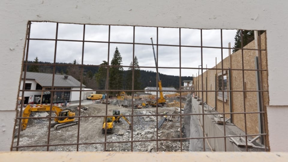 Wohnungsbau in Flims: In der Bündner Bauwirtschaft gingen die Aufträge zurück.