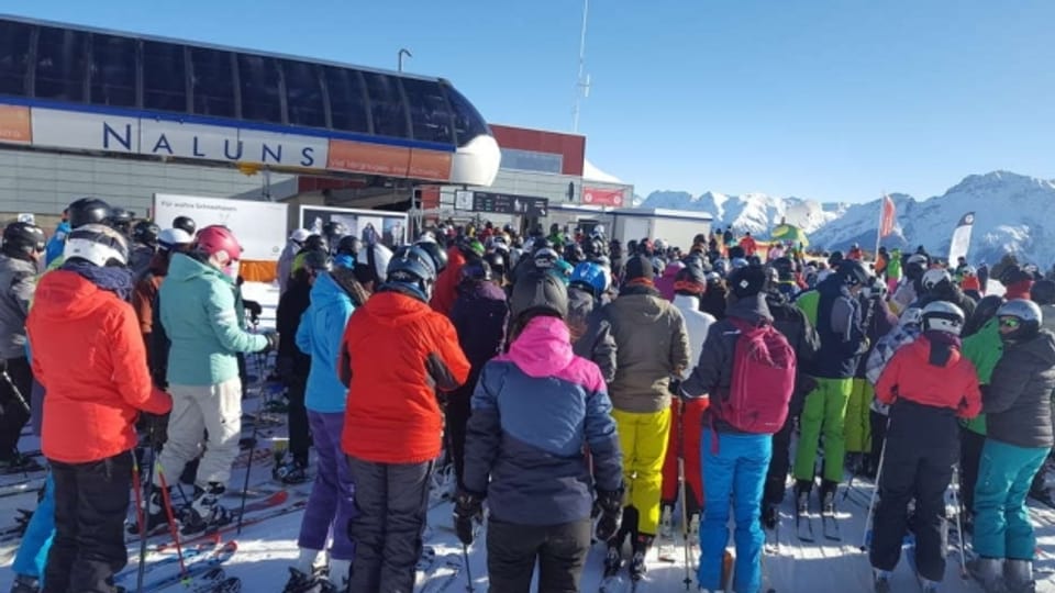 Den Skischulen gehen die Lehrer aus