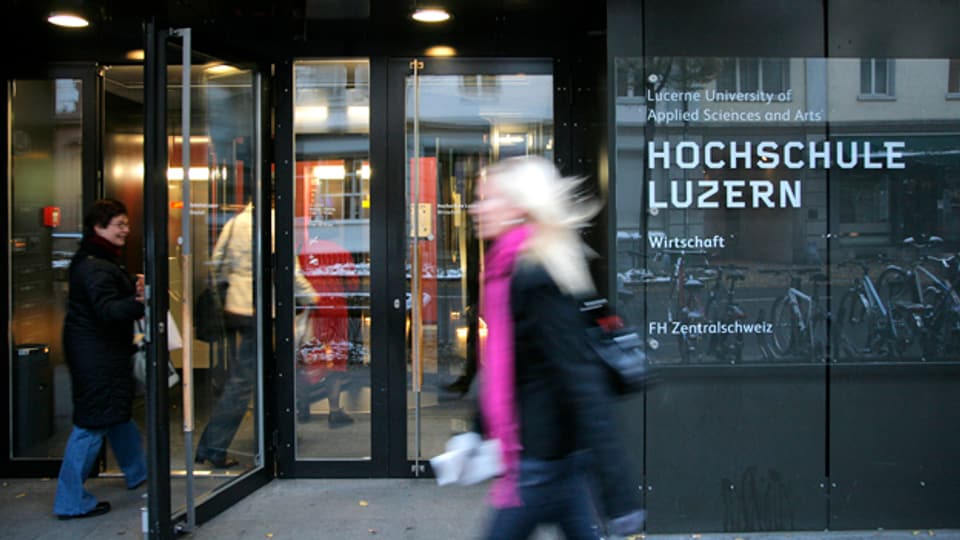 Die Hochschule Luzern will die Informatik-Ausbildung ausbauen.