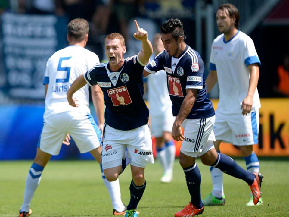 Oliver Bozanic (l.) führte seinen FCL mit 2 Treffern zum Sieg gegen Zürich