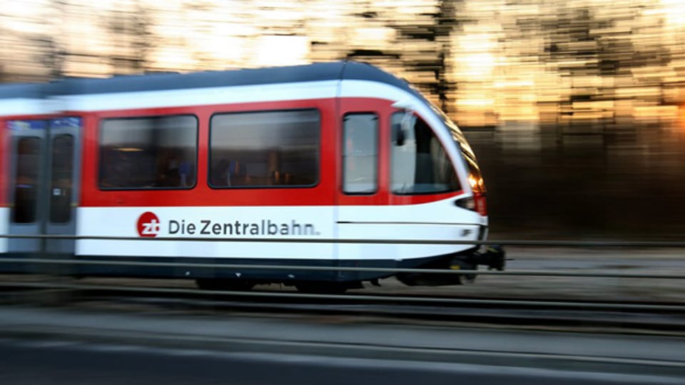 Die Zentralbahnstrecke Luzern-Hergiswil bleibt bis Sonntagmorgen unterbrochen.
