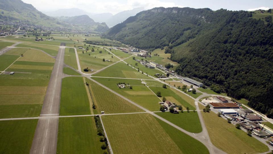 Die Nidwaldner Regierung und der Schutzverband streiten um den Flugplatz Buochs.