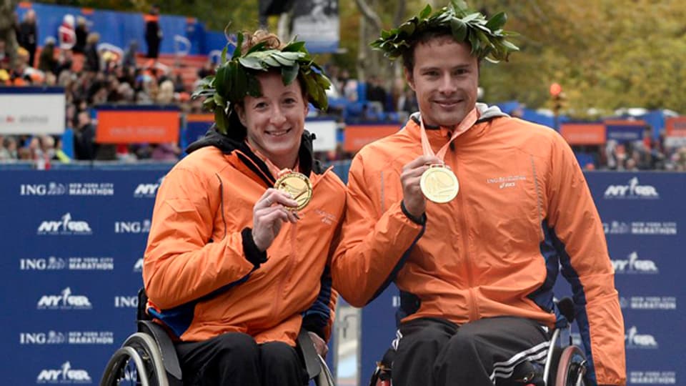 Manuela Schär aus Kriens und Marcel Hug aus Neuenkirch nach dem gelungenen New York Marathon.