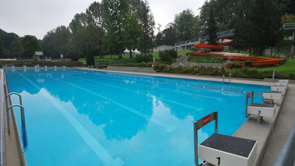  Bild in Lightbox öffnen.  Bildlegende: Das Schwimmbad Zimmeregg in Littau bleibt im Sommer 2014 geschlossen.