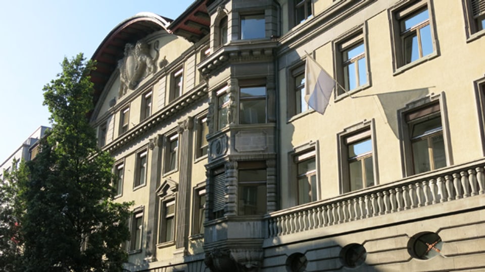 Der Luzerner Stadtrat ist gegen eine Lohnobergrenze von 200000 Franken.