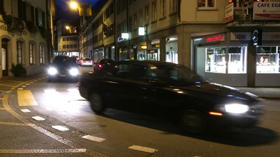 Im Dorfzentrum von Altdorf gibt es zu den Stosszeiten viel Verkehr.