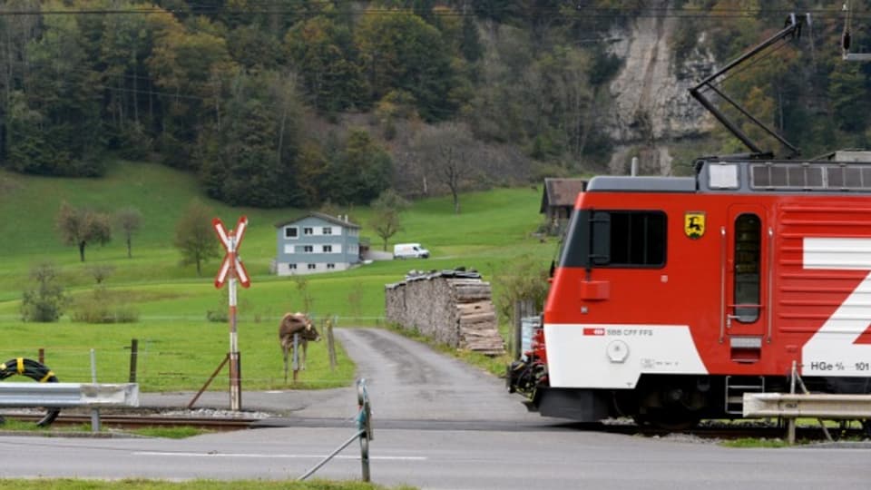 Die Bahnübergänge in Nidwalden sollen bald sicher werden.