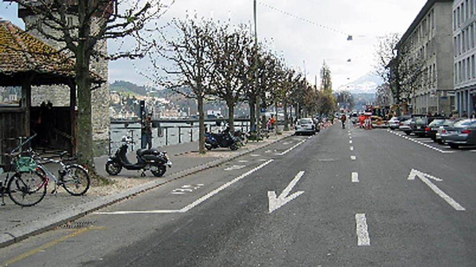 Die Bahnhofstrasse entlang der Reuss soll zur Promenade werden.