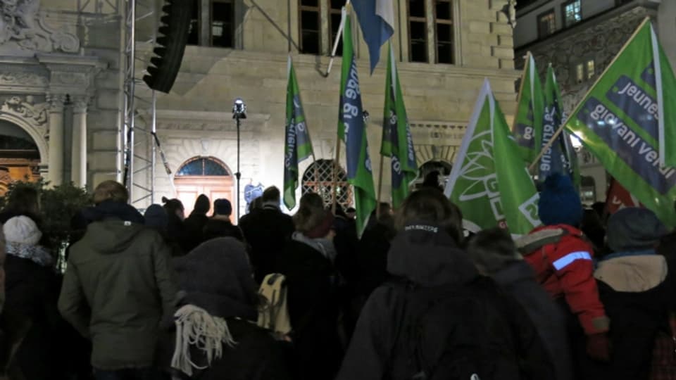 Kundgebung gegen Sparpläne in Luzern.