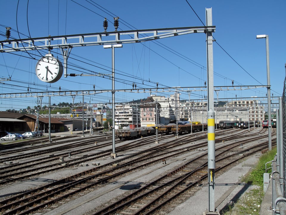 Unter der Einfahrt zum Bahnhof soll der Durchgangsbahnhof entstehen.