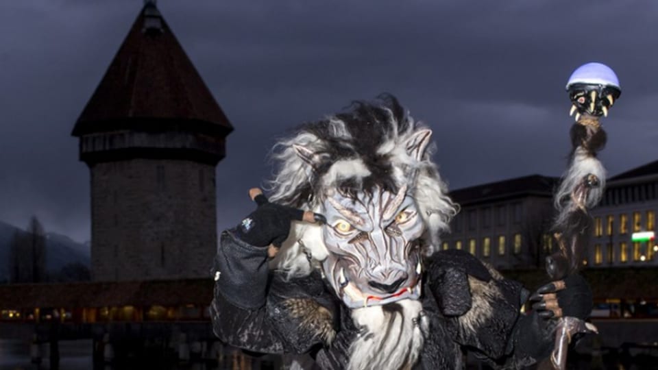 Auch am Güdismontag werden in der Stadt Luzern unzählige, kreative Fasnächtler erwartet.