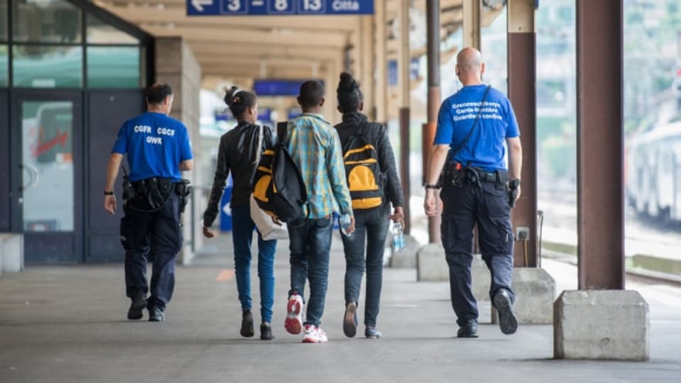 Die Nidwaldner Regierung soll sich in Bern für einen intensiveren Grenzschutz einsetzen.