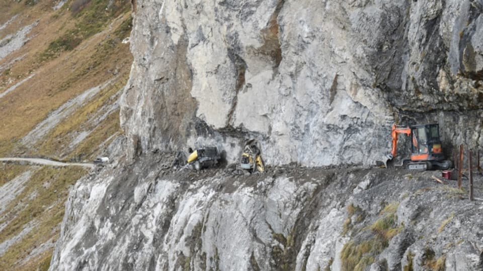 Felssturz auf dem Felsenweg zwischen der Ruosalp und Alplen im Kanton Uri