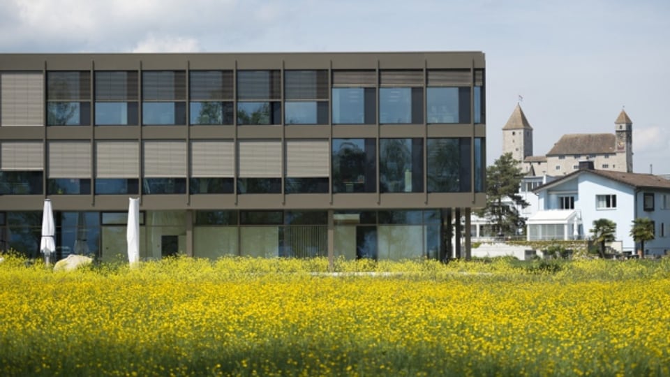 Das neue Forschungszentrum der Fachhochschule Rapperswil wurde im Frühling 2016 eröffnet.