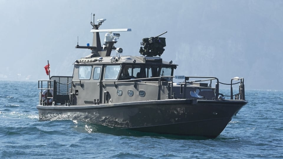 Ein Armee-Patrouillenboot