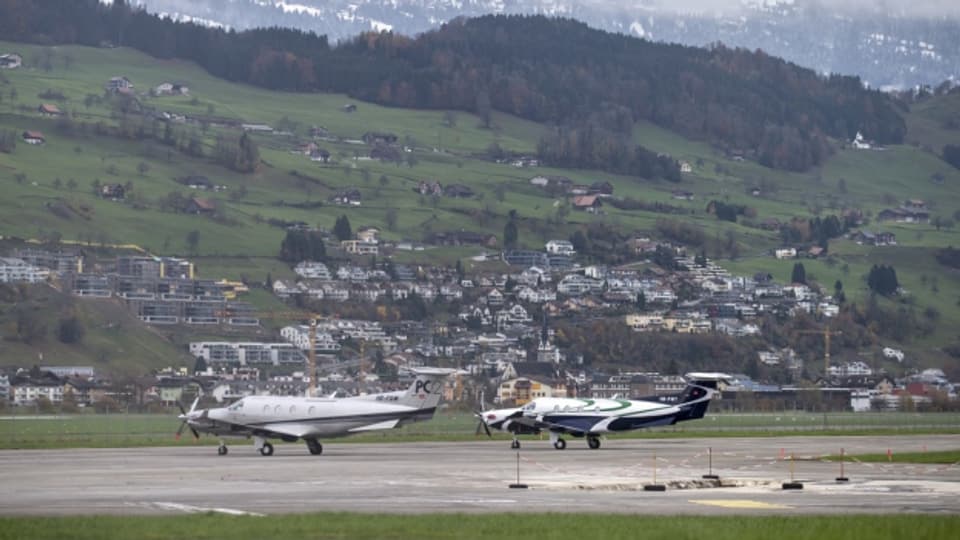 Nidwalden kann definitiv 10 Millionen Franken in die Modernisierung des Flugplatzes investieren.