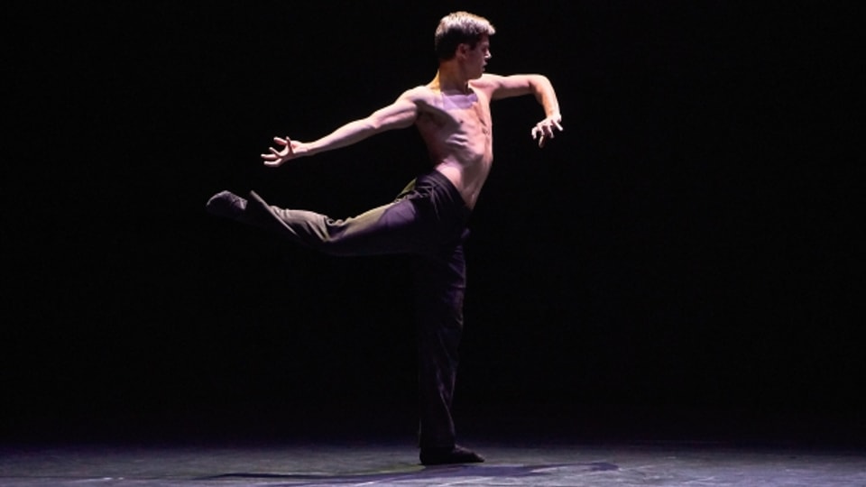 Ausschnitt aus dem Solotanz «Äffi» von Choreograph Marco Goecke.